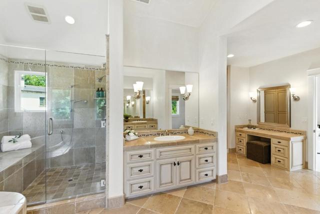 45 Sneckner Court, Menlo Park CA: https://media.crmls.org/mediaz/113c7b09-6854-4975-975d-3ef889966f66.jpg