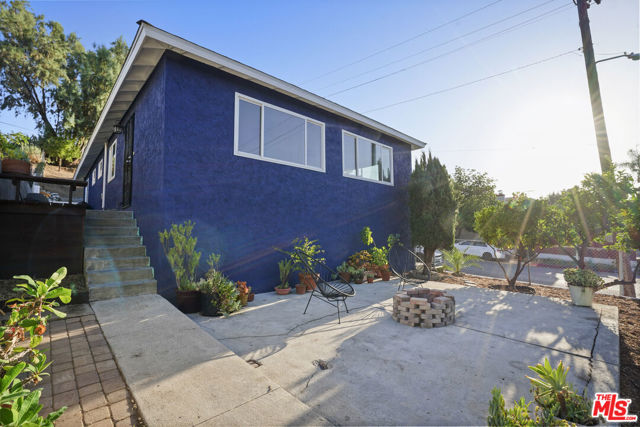 1028 Avenue 52, Los Angeles, California 90042, 3 Bedrooms Bedrooms, ,1 BathroomBathrooms,Single Family Residence,For Sale,Avenue 52,24424099