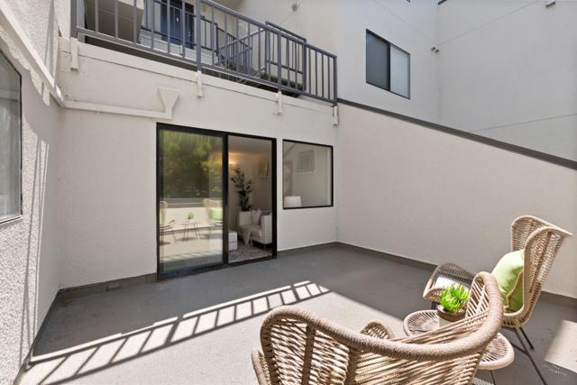 1 Appian Way, South San Francisco CA: https://media.crmls.org/mediaz/113d3d4d-a17a-46f8-88fe-b6c76dc43e0d.jpg