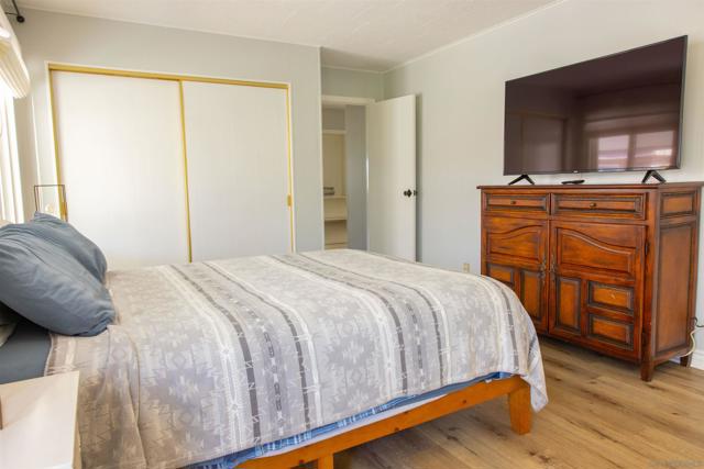 444 N El Camino Real, Encinitas CA: https://media.crmls.org/mediaz/113d79ed-5a29-423f-86e9-2afafa299752.jpg