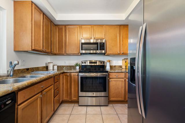 2488 Miramonte Circle W #C, Palm Springs, CA 92264