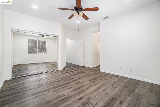4112 Montgomery Hill Dr, Antioch CA: https://media.crmls.org/mediaz/114004ec-0e60-4970-9879-1a7aea35455c.jpg
