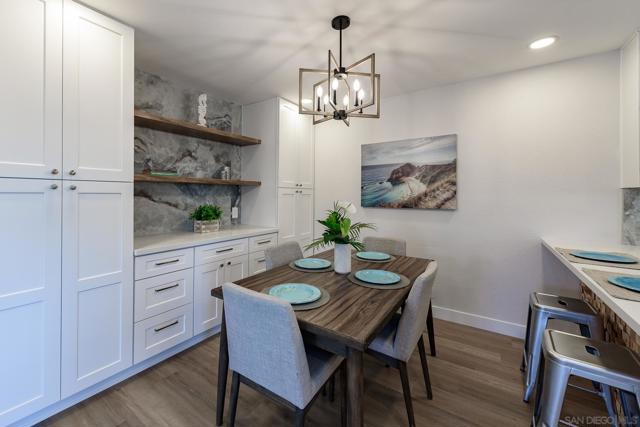 9832 Caminito Cuadro, San Diego CA: https://media.crmls.org/mediaz/11414d0f-ab7c-48bf-b84f-50c60f577247.jpg