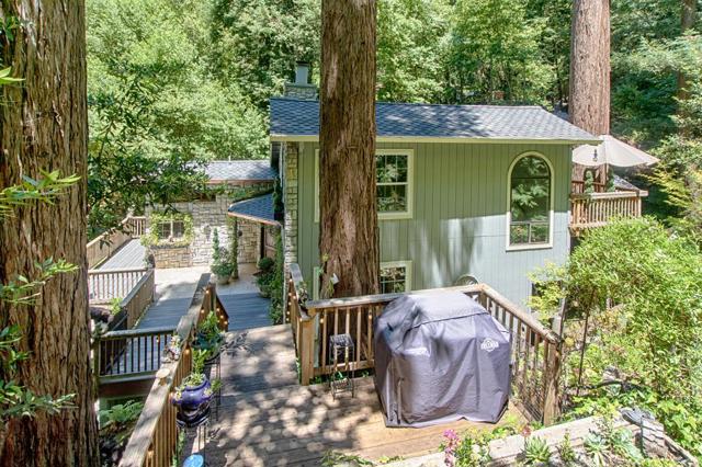 7030 Scotts Valley Drive, Scotts Valley CA: https://media.crmls.org/mediaz/1141cce4-8d27-428f-9a80-fcabbbe0f9ec.jpg