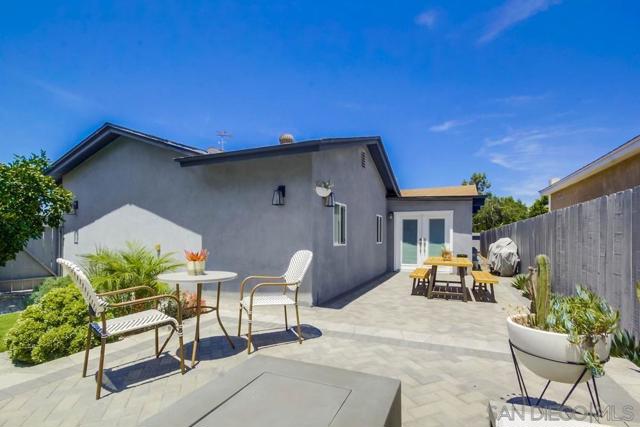7832 Cinnabar Dr, La Mesa CA: https://media.crmls.org/mediaz/11430dab-06d1-487d-a1a5-2a13037134ed.jpg