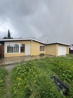 1912 Sumatra Avenue, San Jose CA: https://media.crmls.org/mediaz/11468739-dc11-418c-a740-e6469a7a4fca.jpg