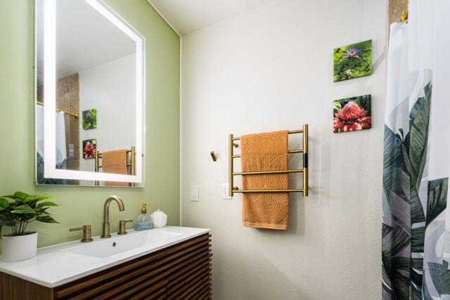 53640 Avenida Rubio, La Quinta CA: https://media.crmls.org/mediaz/1146b99e-038b-44fd-b467-9978fcba1181.jpg
