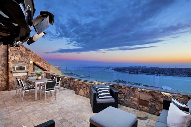 100 Harbor Dr, San Diego CA: https://media.crmls.org/mediaz/1147618f-61a1-4082-b68f-f6871ee43d53.jpg