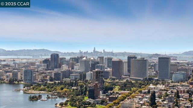 742 Wesley Way, Oakland CA: https://media.crmls.org/mediaz/1148a719-e101-4765-b352-aad88420ab54.jpg