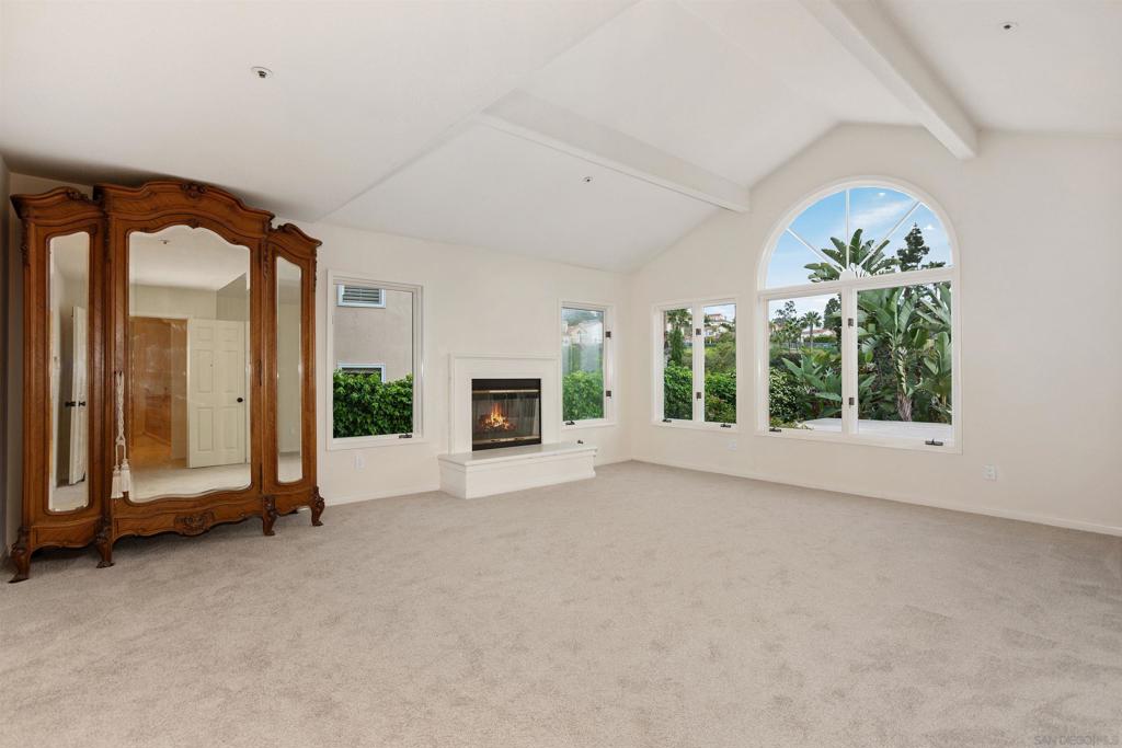 MLS #250025835SD img 22