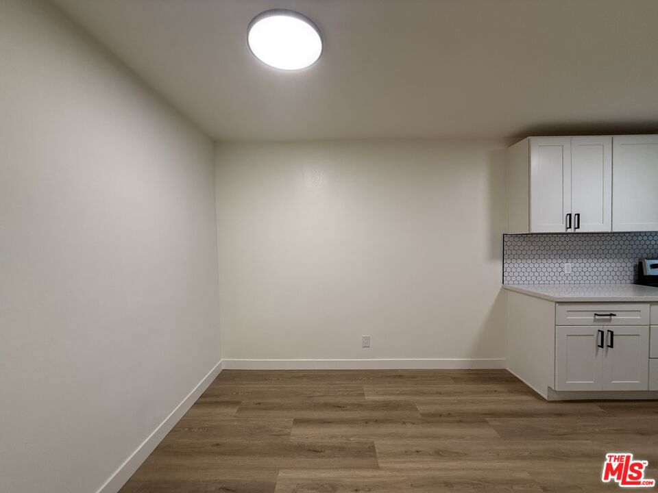 https://media.crmls.org/mediaz/1149ae68-fe99-4584-9f1e-48fd448adaed.jpg?preset=X-Large