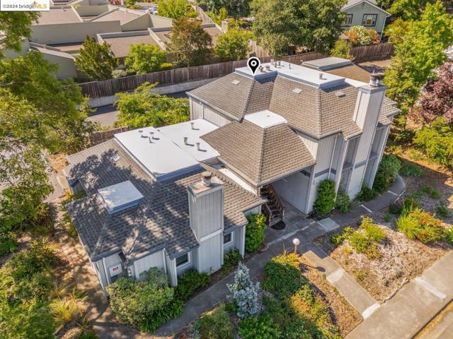 Image 9 of 20 For 2332 Tachevah Dr