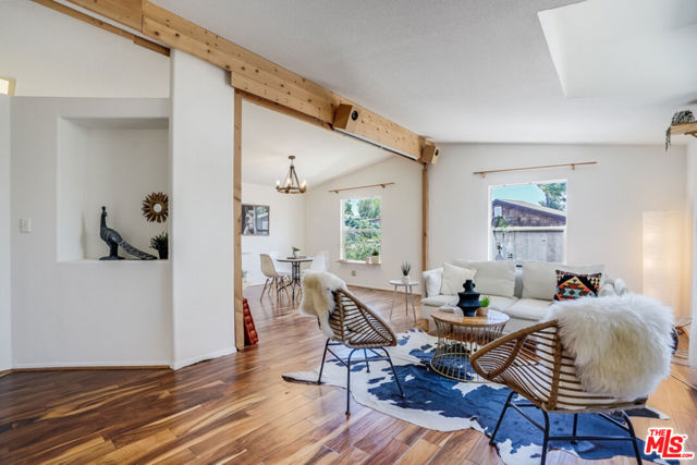 4201 Topanga Canyon Blvd, 39 photo 4