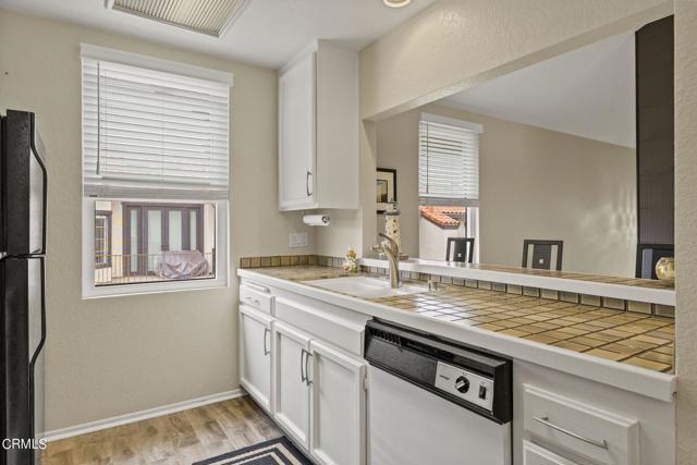 Detail Gallery Image 11 of 64 For 2226 Martinique Ln, Oxnard,  CA 93035 - 2 Beds | 2 Baths