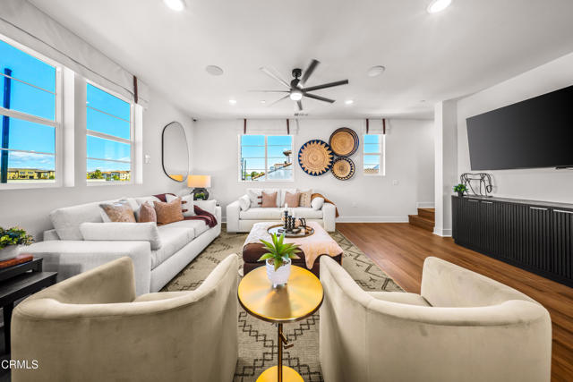 2852 Via Descanso, Camarillo CA: https://media.crmls.org/mediaz/114aaa50-5607-4c24-b53c-bfe880a6b9db.jpg