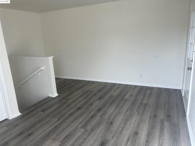 2618 E 20Th St, Oakland CA: https://media.crmls.org/mediaz/114ae462-b3d3-4ea7-81bc-aa23dfd05279.jpg