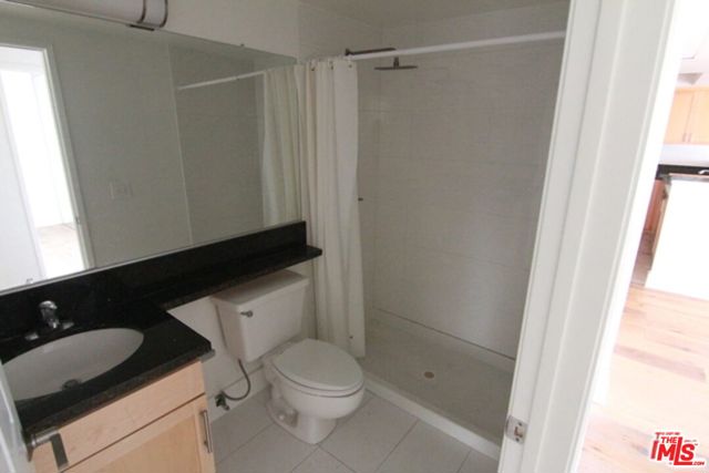 884 Palm Avenue, 302 photo 11