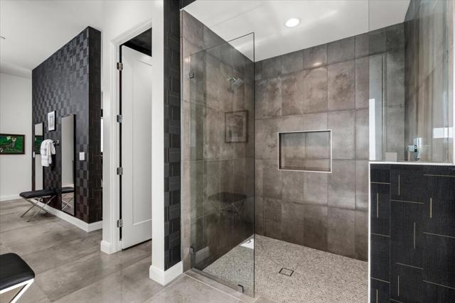 143 Obsidian Loop N, Palm Springs, CA 92264