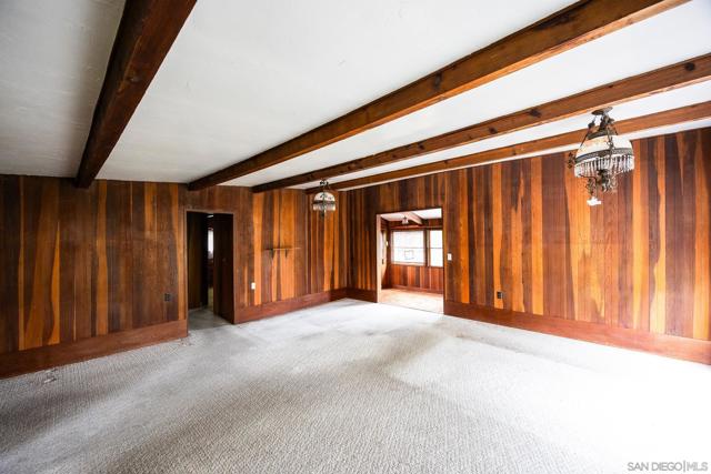 890 Capri Rd, Encinitas CA: https://media.crmls.org/mediaz/114d33db-ef36-480c-9dac-83a22f6d7a8b.jpg
