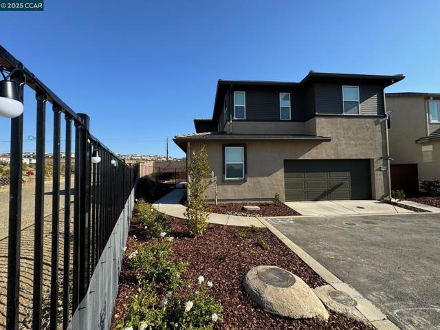 4786 Cantrell Dr, Folsom CA: https://media.crmls.org/mediaz/114d3486-a52e-44cc-a607-7561d0014eb7.jpg
