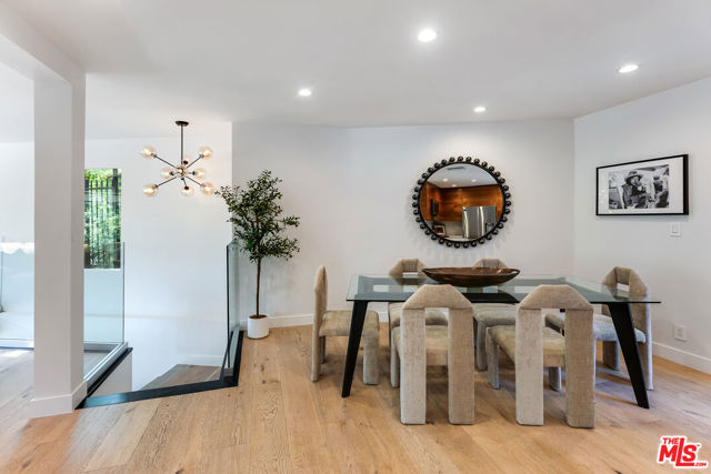 7242 Woodrow Wilson Drive, Los Angeles CA: https://media.crmls.org/mediaz/114e88bb-5da1-491d-a7b6-c87ef4b2a0d5.jpg