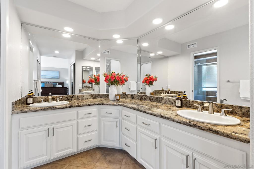 13939 Country Creek - photo 16