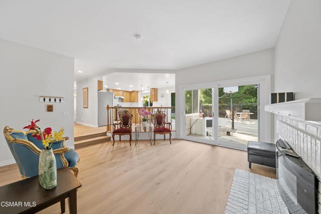 6755 Oak Springs Drive, Oak Park CA: https://media.crmls.org/mediaz/114fc7eb-89fc-41e1-91c2-d6038ccf0b56.jpg