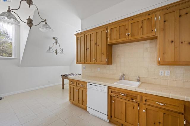 Image 38 of 60 For 16555 Charles Otter Dr