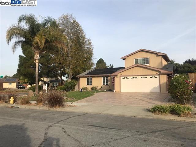 36202 Worthing, Newark CA: https://media.crmls.org/mediaz/1150ca8b-4e2b-45eb-8ad0-dd8e5051fe71.jpg