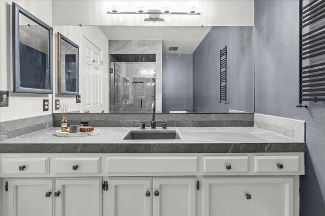 118 Nissen Road, Salinas CA: https://media.crmls.org/mediaz/11511da4-fcbe-4bab-b1c3-3cba718ccebc.jpg