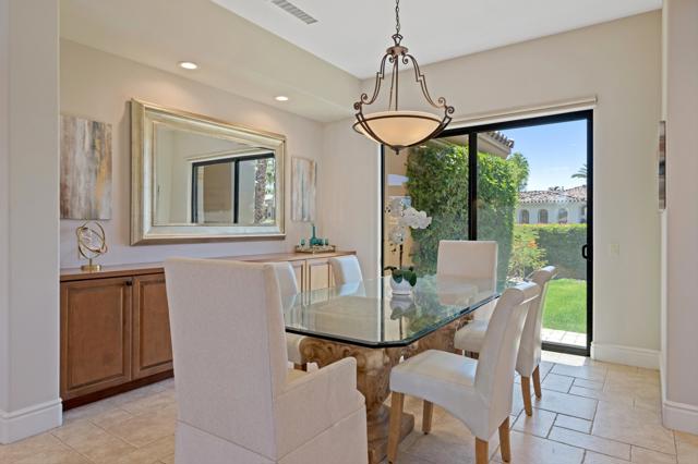 81080 Shinnecock, La Quinta CA: https://media.crmls.org/mediaz/1151e445-e89d-4cda-a178-86e63b17d5e9.jpg