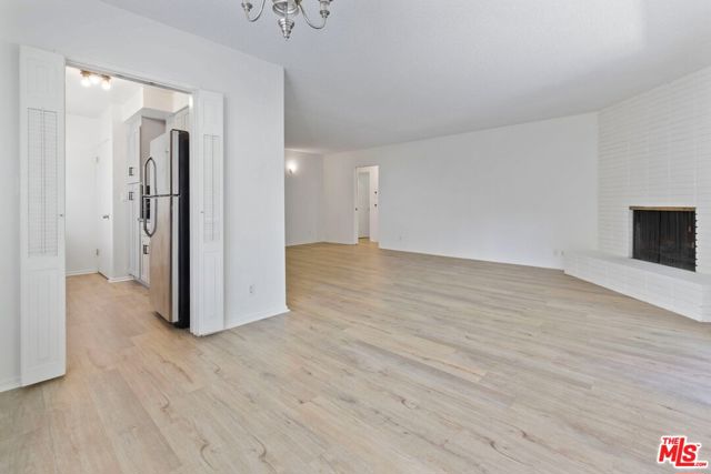 1852 Kelton Avenue, Los Angeles CA: https://media.crmls.org/mediaz/1152a582-d33a-41f6-9238-2e5ffcb475ec.jpg