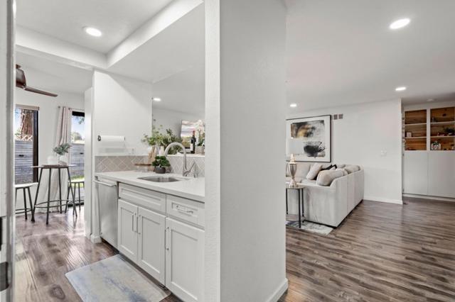 874 Cherry Glen Circle, Fremont CA: https://media.crmls.org/mediaz/1152dd02-de24-4405-9fda-3d3a77113c13.jpg