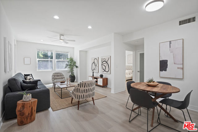 7100 Playa Vista Drive, Playa Vista CA: https://media.crmls.org/mediaz/11537223-c6a4-4944-a584-d6304293f129.jpg