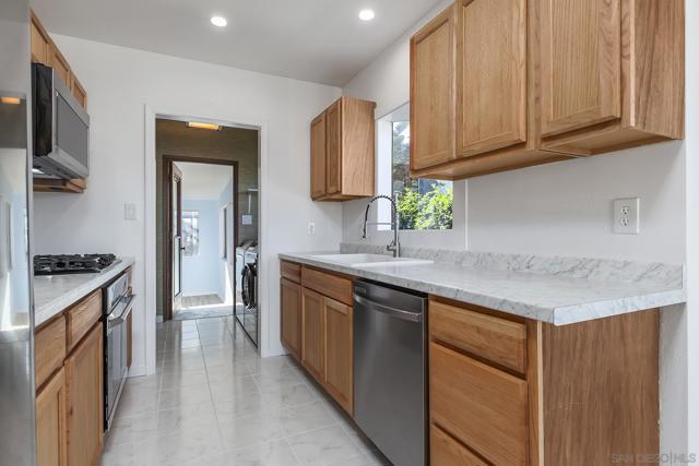 4445 Coronado Ave, San Diego CA: https://media.crmls.org/mediaz/115439ae-7f45-4a96-b0be-0f9e750cd16b.jpg