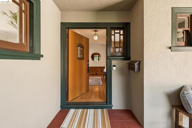 Image 4 of 60 For 938 San Benito Rd