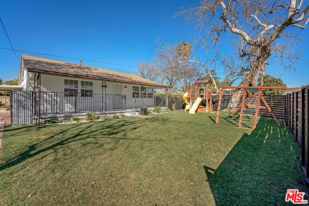 6059 Vantage Avenue, Valley Glen, CA 91606