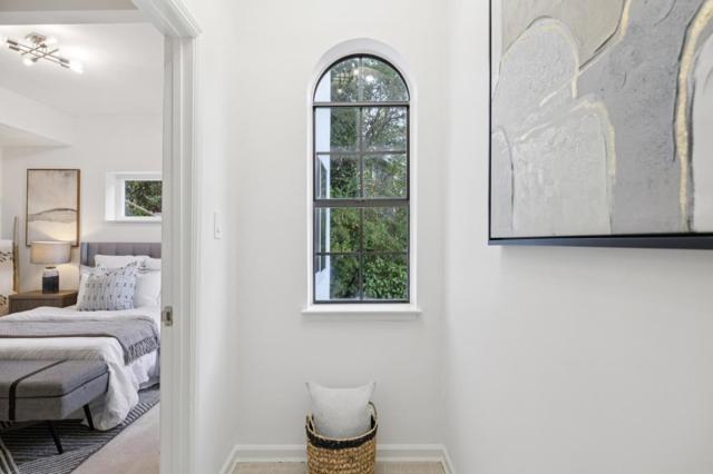2684 Summit Drive, Burlingame CA: https://media.crmls.org/mediaz/1157b0c5-b0a6-4ff7-9cd2-b17534563ad7.jpg