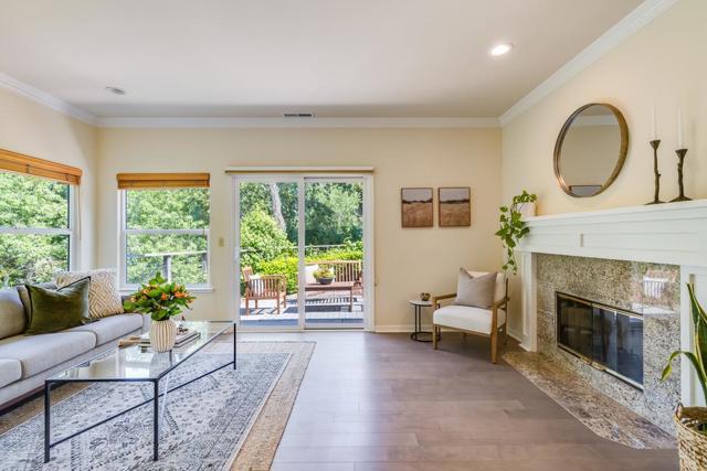840 Seacliff Drive, Aptos CA: https://media.crmls.org/mediaz/1158aa91-a65d-4b1c-91e7-e0710d3e686e.jpg