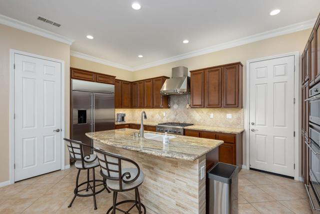 81297 Cantor Court, La Quinta CA: https://media.crmls.org/mediaz/1158b142-4a09-471c-a87b-912285044e9a.jpg
