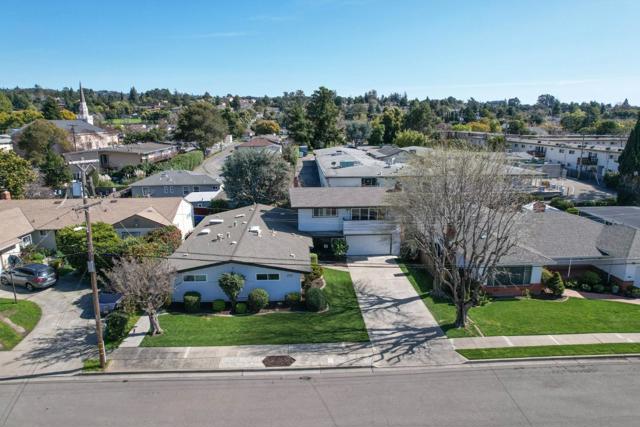 1777 Dahill Lane, Hayward CA: https://media.crmls.org/mediaz/115ae4e2-7121-4d4a-a5c2-452ad9ec4614.jpg