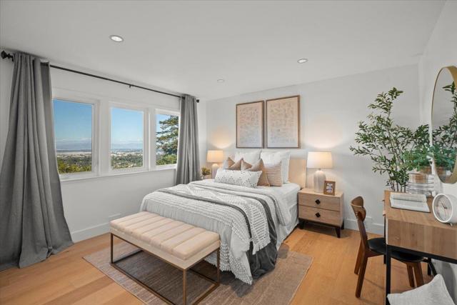 865 Somerset Court, San Carlos CA: https://media.crmls.org/mediaz/115b2a7a-6767-4c75-814b-e07831130988.jpg