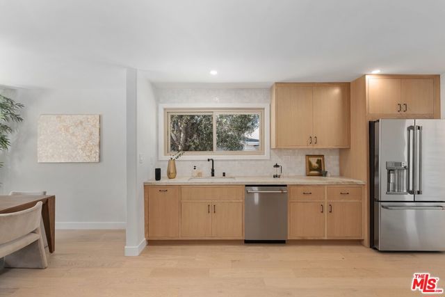 7248 W 88th Place, Los Angeles CA: https://media.crmls.org/mediaz/115b5953-7b1c-4154-84b6-c1b2baddde3f.jpg