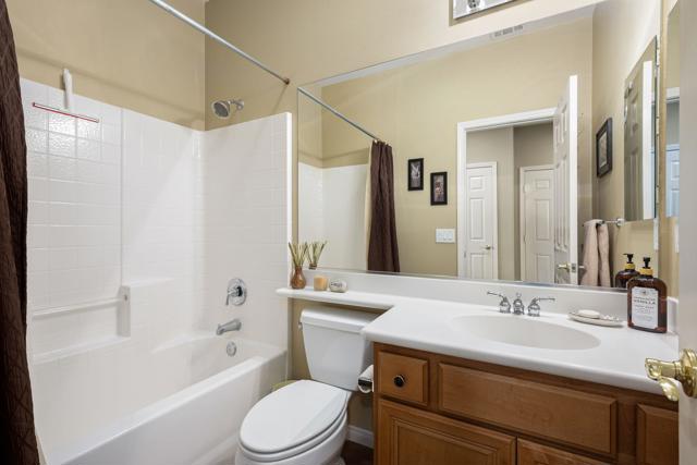 82102 Keitel Lane, Indio CA: https://media.crmls.org/mediaz/115b8a5c-39bf-4c89-9a17-ca0715c78223.jpg