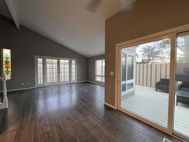 Detail Gallery Image 9 of 35 For 1837 Milbank Rd, Encinitas,  CA 92024 - 3 Beds | 2 Baths