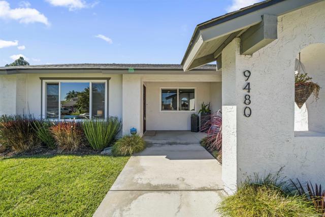 9480 Avenida Acero, Spring Valley CA: https://media.crmls.org/mediaz/115cc6e0-591e-484e-a838-77fff4a77c99.jpg