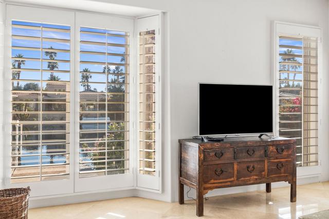 47560 Via Montigo, La Quinta CA: https://media.crmls.org/mediaz/115cce4c-96e3-420c-9f88-a2ccb7e3f4c9.jpg