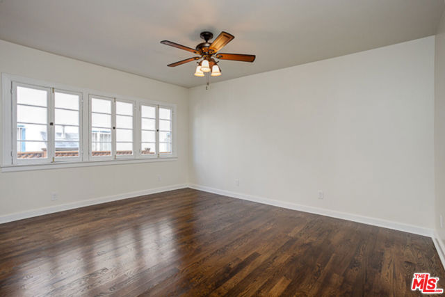 848 S Curson Avenue, Los Angeles CA: https://media.crmls.org/mediaz/115d2b74-4a60-427e-9dc5-9955b5b6798e.jpg