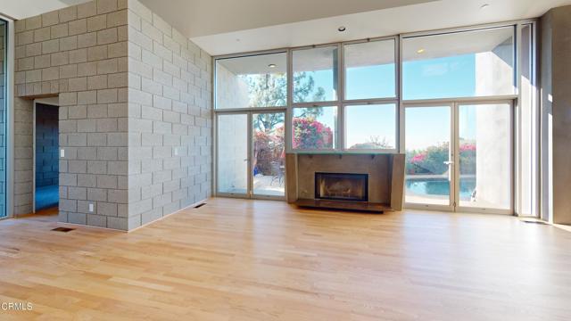 Detail Gallery Image 3 of 20 For 1602 Woodglen Ln, Altadena,  CA 91001 - 3 Beds | 3 Baths