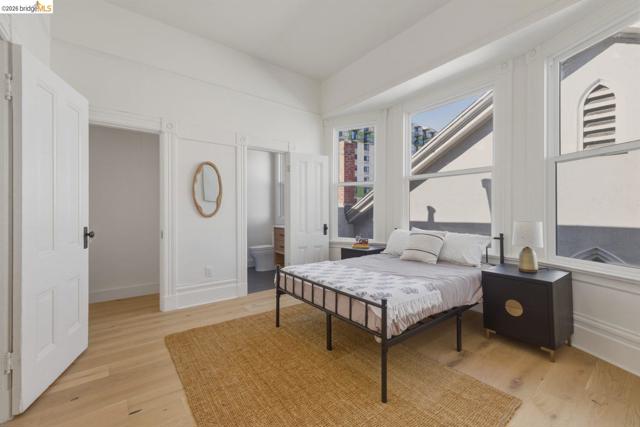 Image 12 of 54 For 523 25th St  